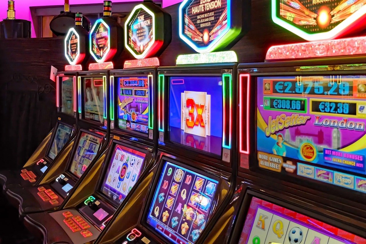 Pengalaman mobile sportsbook dan live casino di nyonya4d dengan akses cepat